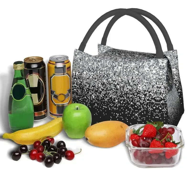 Borsa tote per il pranzo isolata scintillante di lusso con glitter argento per le donne Borsa termica portatile per il pranzo al sacco da lavoro