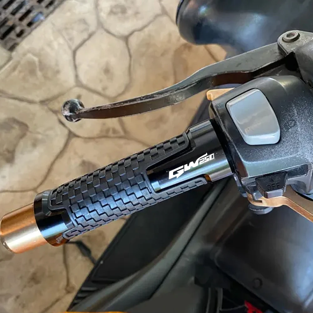 

Motorcycle Handlebar Grips Handle Throttle Turn Grip grip end For Suzuki GW250INAZUMA GW 250 INAZUMA 2012-2025 2024 2023 2022