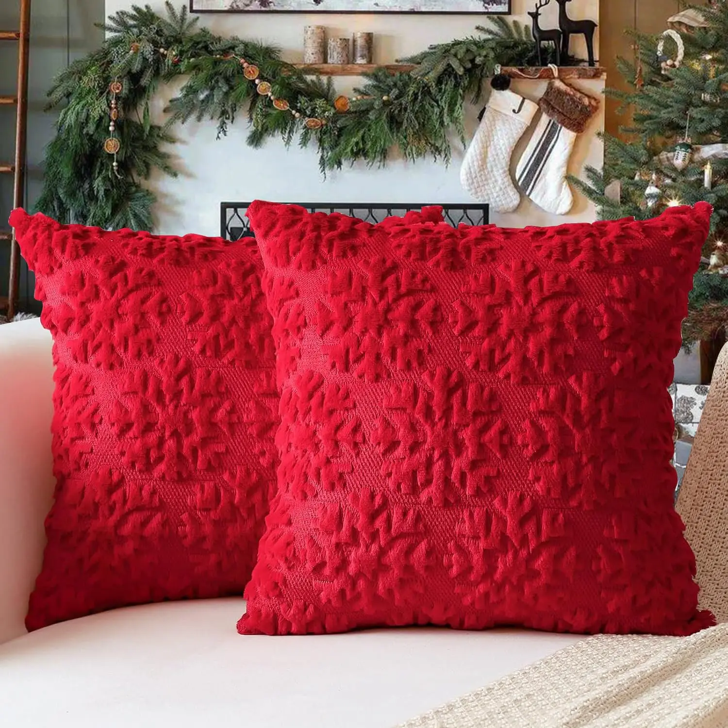 Christmas Pillow Covers Soft Faux Rabbit Fur Green Snowflakes 45x45CM Throw Pillow Covers for Holiday Christmas Decor Sofa Couch