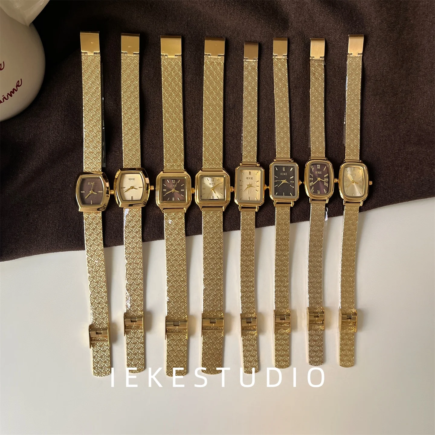 Vintage-Style Gold Frosted Texture Watch For Women, Elegant And Sophisticated Quartz Watch, Women'S Accessory, Women'S Gift.