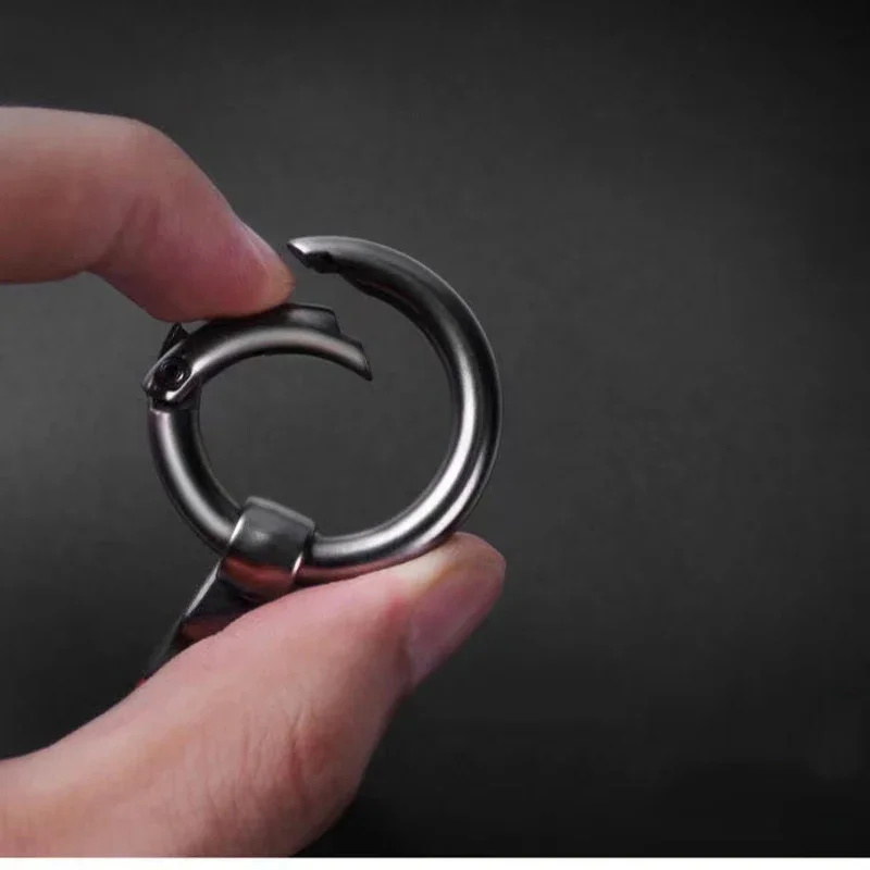 الجلد المدبوغ المفاتيح الرياضة حلقة رئيسية هدية مخصصة مع شعار ل SCIROCCO GTI R GTE CTS Llaveros Para Hombre كيرينغ الملحقات