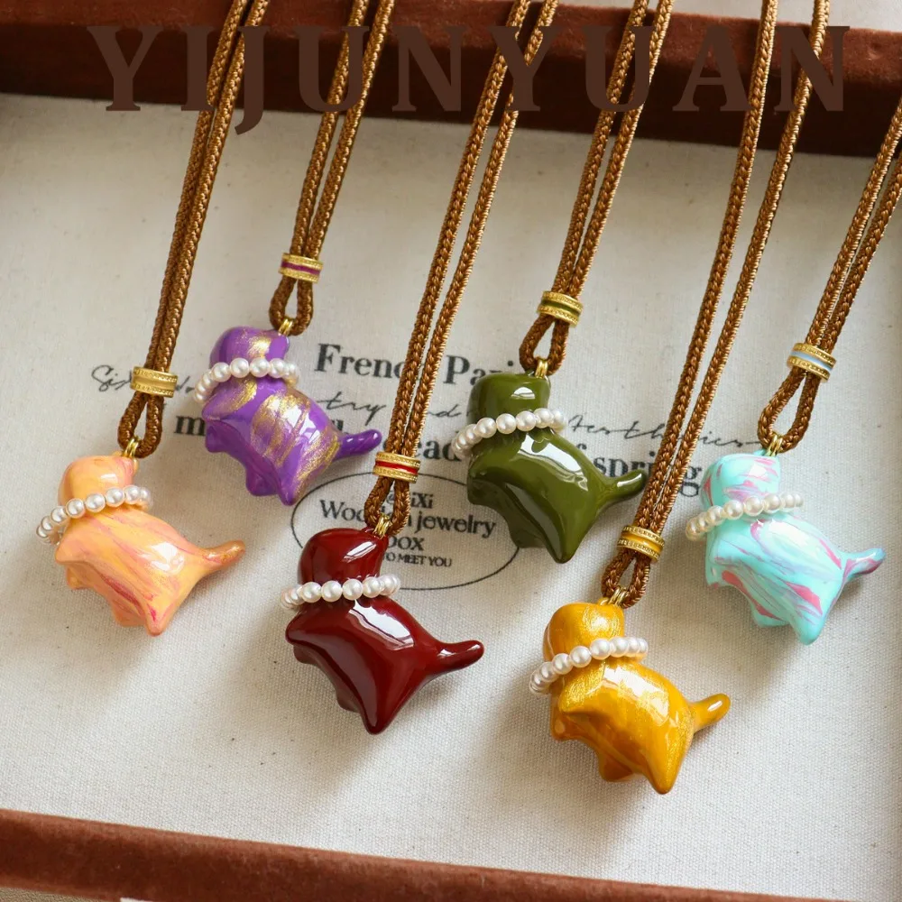 

Fashion New Versatile Colorful Oil-dropping Cat Mini Pearl Circle Long Sweater Chain Exquisite Light Luxury Temperament Necklace