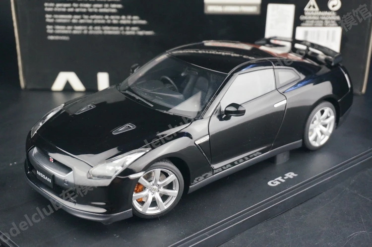 Autoart 1:18 R35 GTR Black JDM Simulation Limited Edition All Open Alloy Metal Static Car Model Toy Gift