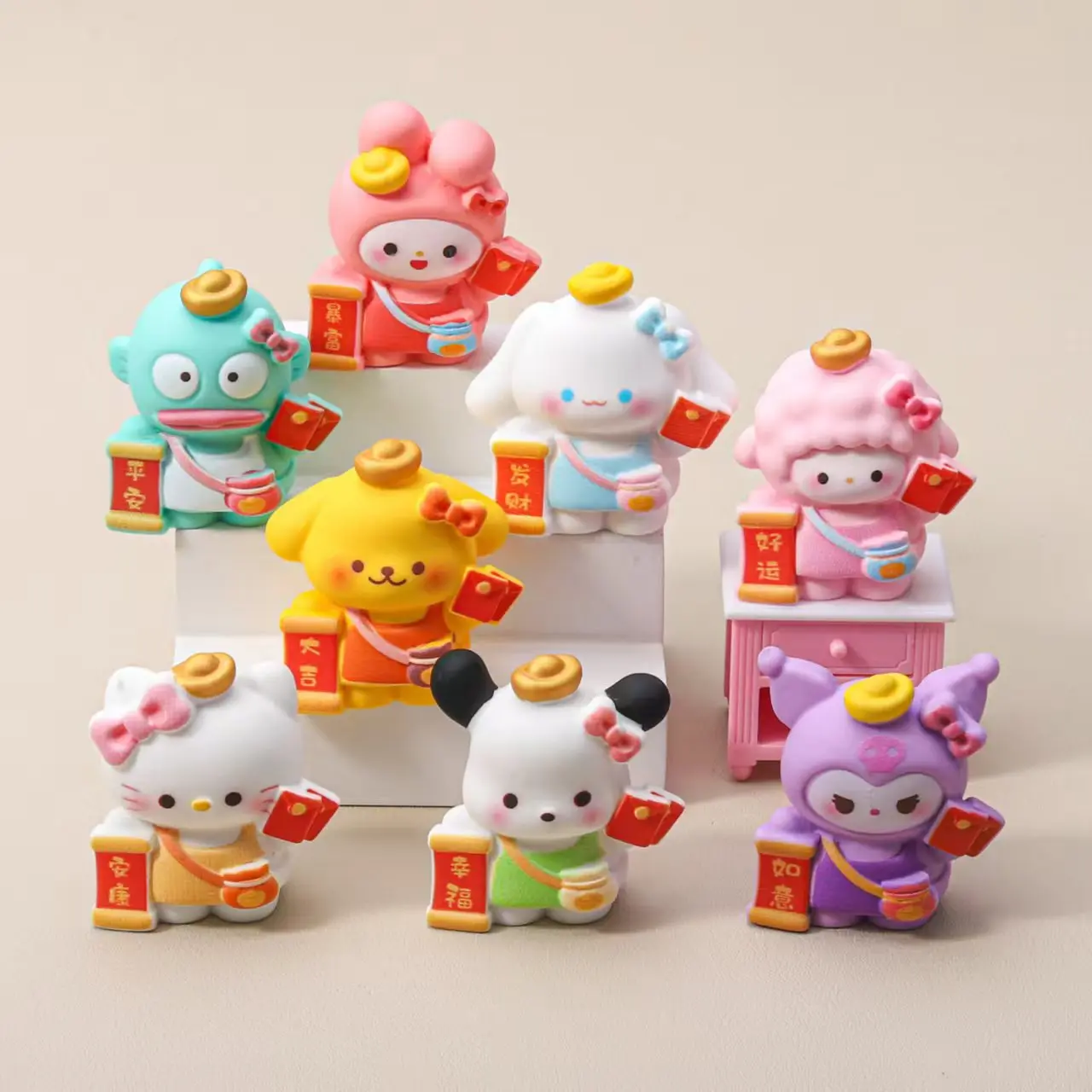 

8pcs forKuromi ornament Trendy resin crafts creative desktop mini figurines Suitable As A Christmas Gift Decorating Action Doll