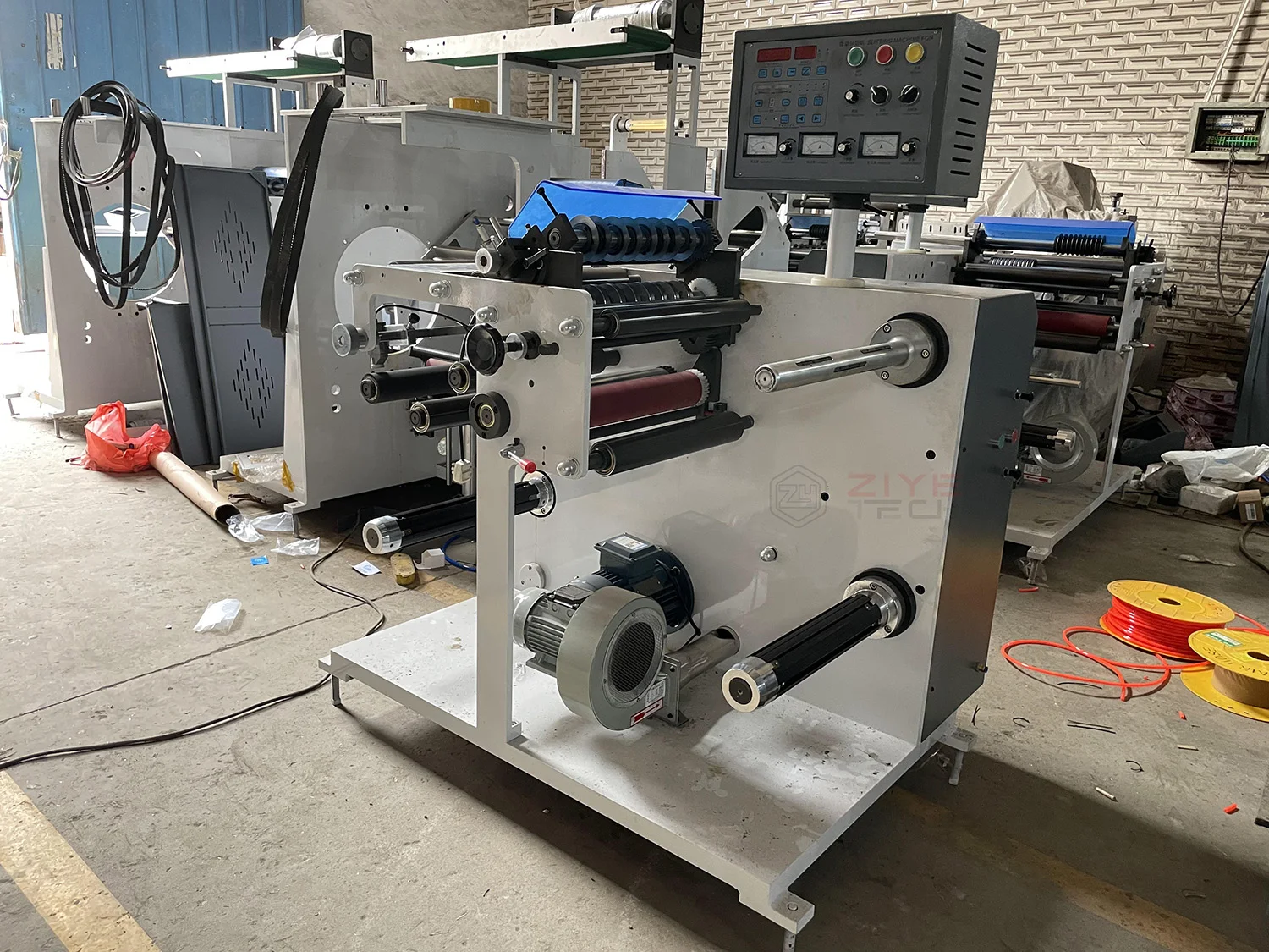 FPL450L Self Adhesive Vinyl Sticker Flat Bed Mini Label Slitting Machine for Sale