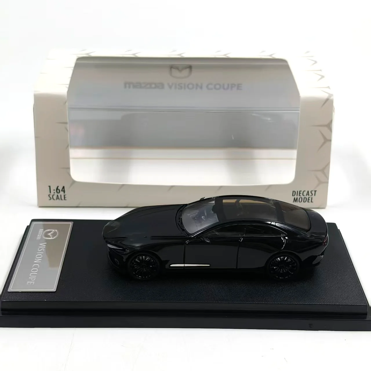 Mazda Vision Coupé Modellauto im Maßstab 1:64 von der Seite
