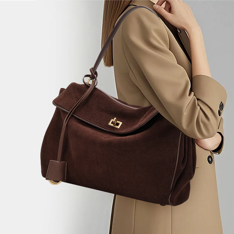 

Elegant Brown Leather Tote for Women – Soft Split Cowhide Bag with Flap Closure & Adjustable Strap, Classic Design for Everyday