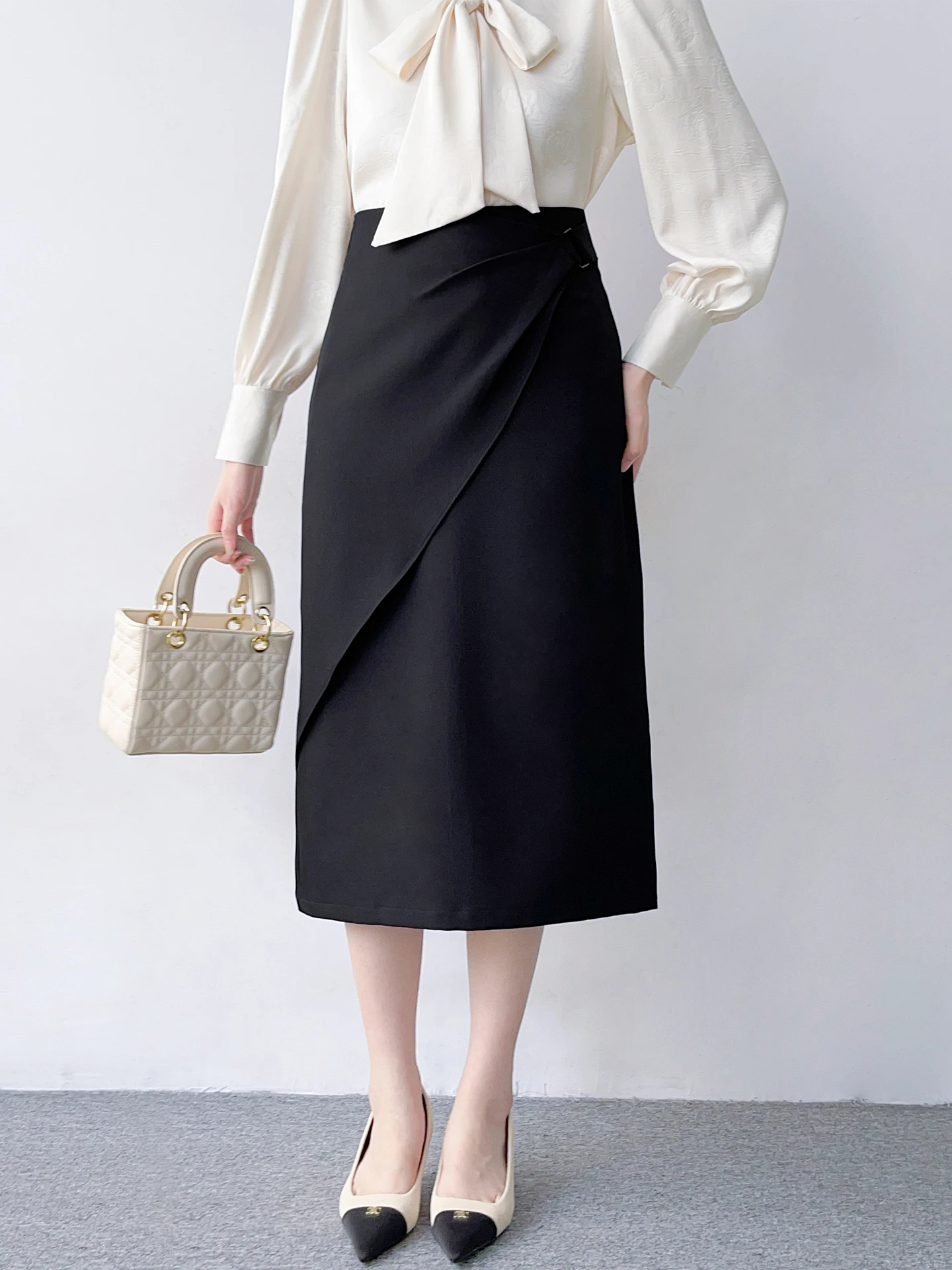 High Waist Asymmetric Pleated Black Slimming Skirt Korean Style Commute Straight Skirt Women's Fashion Breathable Polyester