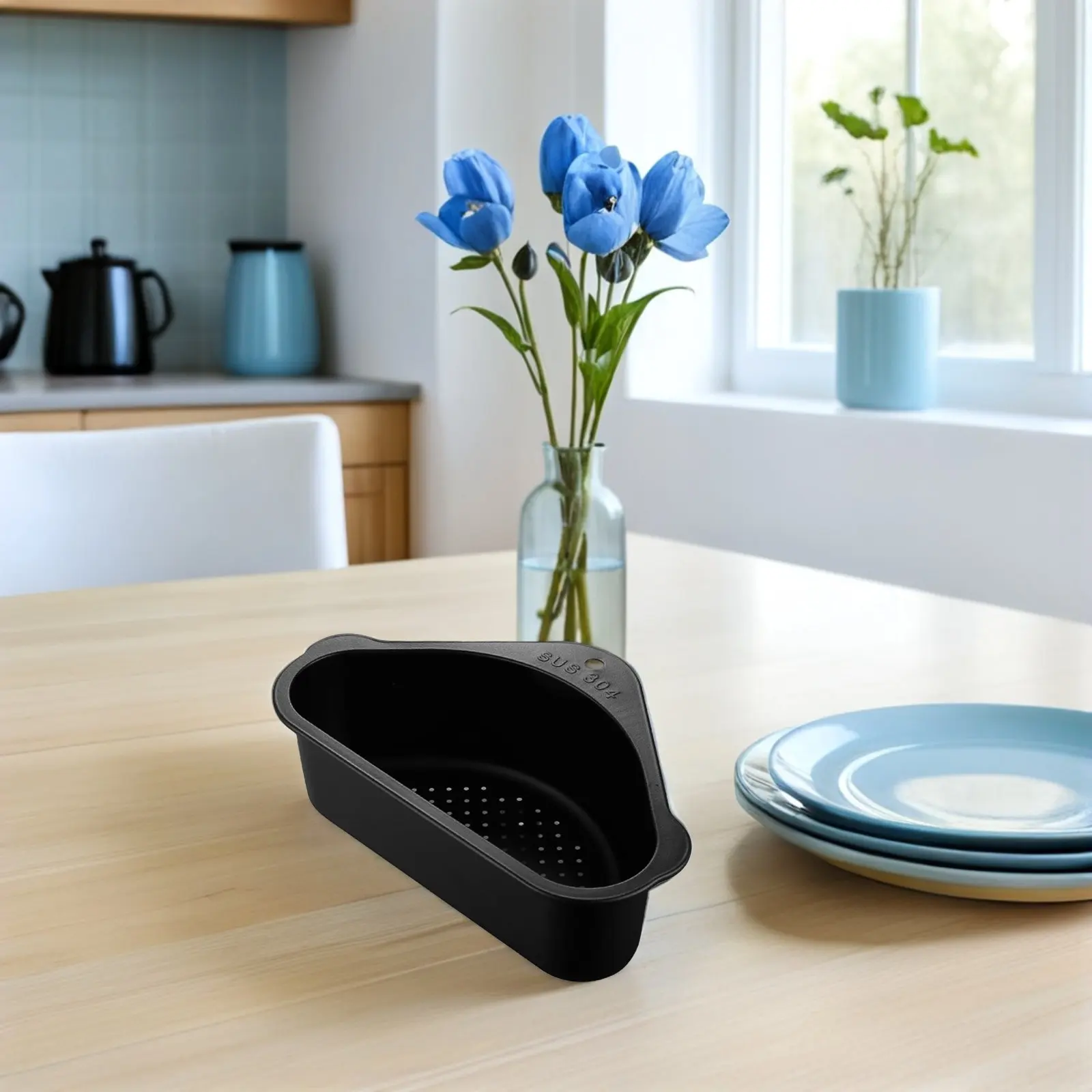 Stainless Steel Kitchen Sink Strainer Basket Triangle Hanging Drainer Basket Food Waste Filter Corner Colander Rack