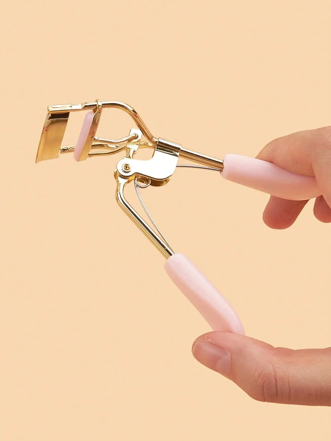 11pcs/5pcs/1pc Eyelash Tools Set Gold Pink Handle Eyelash Curler With Replacement Rubber Pads Professional Portable Eyelash Curler Makeup Tools For Women Travel Home Vanity Beauty Essentials sb25021101583323272