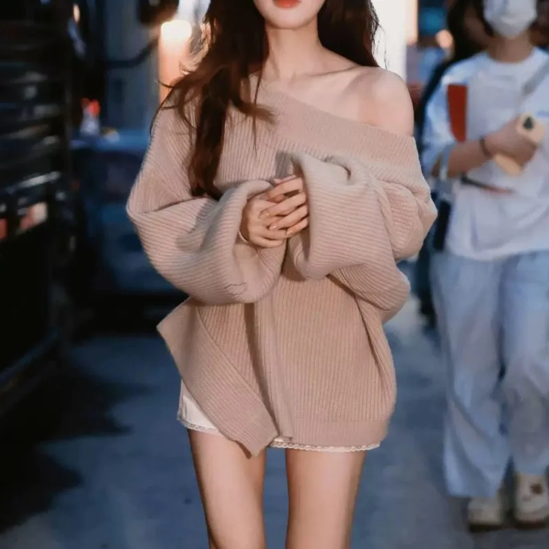 

Вязаный женский свитер с открытыми плечами и рукавами-фонариками в стиле Pure Desire, свитер нестандартной формы