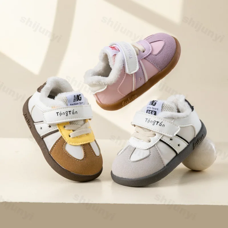 

Детская повседневная хлопковая обувь, осень-зима 2024, спортивная обувь в стиле ретро для маленьких мальчиков и девочек, детские нескользящие теплые плюшевые кроссовки для малышей