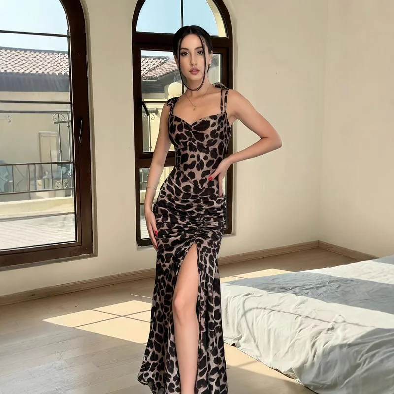 

Chic Leopard Print Long Dress Winter Fashion Women Elegant Slit Design Pleated Waist Flowy Tailored Fit Stylish Party Dress