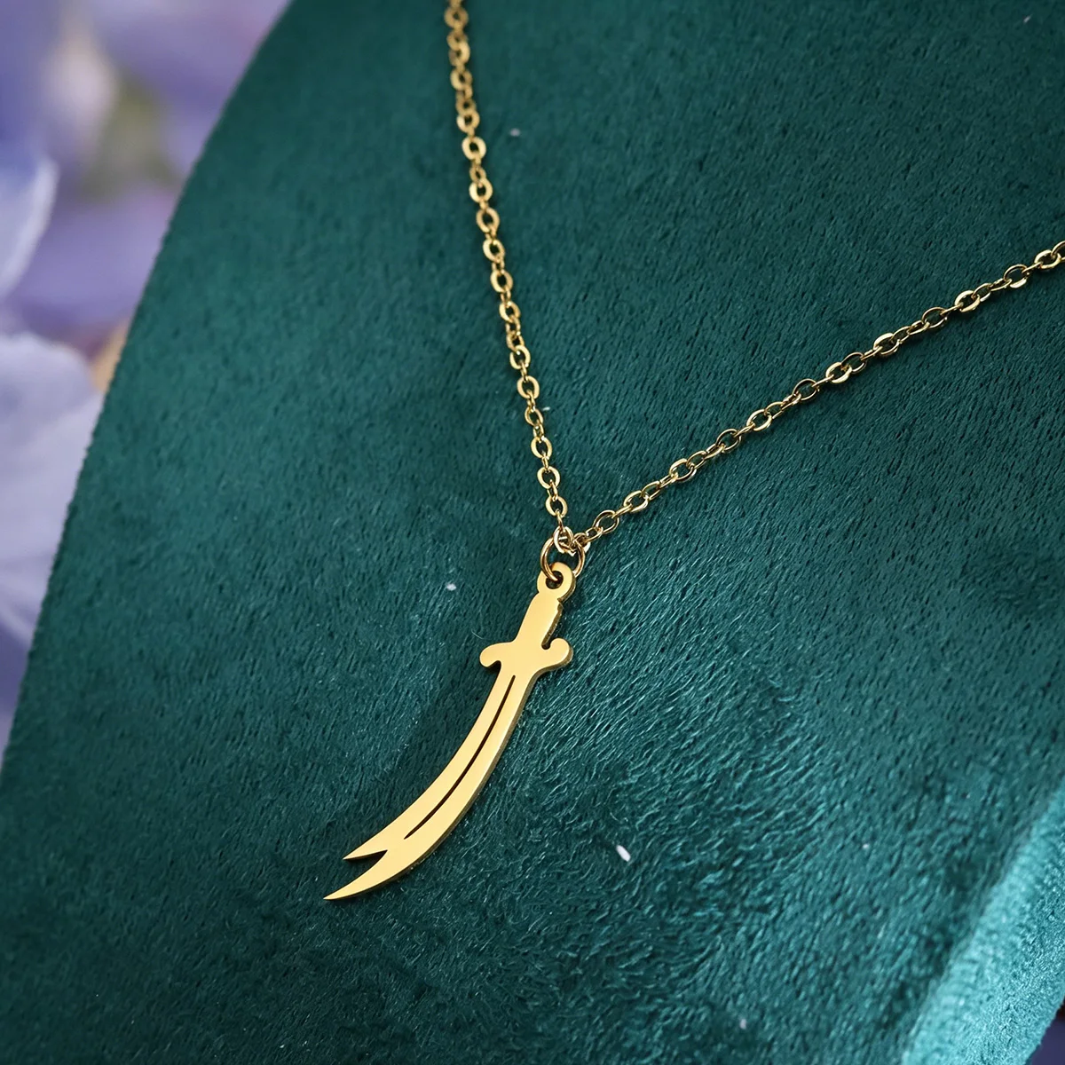 Minimalist Zulfiqar Curved Sword Pendant Necklace Anti-fade Stainless Steel Islamic Blade Neck Jewelry Unisex Daily Accessories