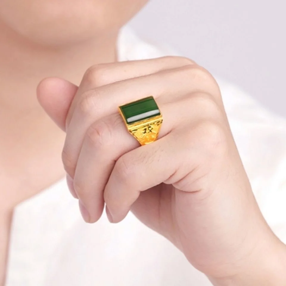 

Hong Kong Duty-Free Genuine Gold Ring Emperor's Green Jade Gem Men's Ring Large Atmosphere Golden Finger Ring