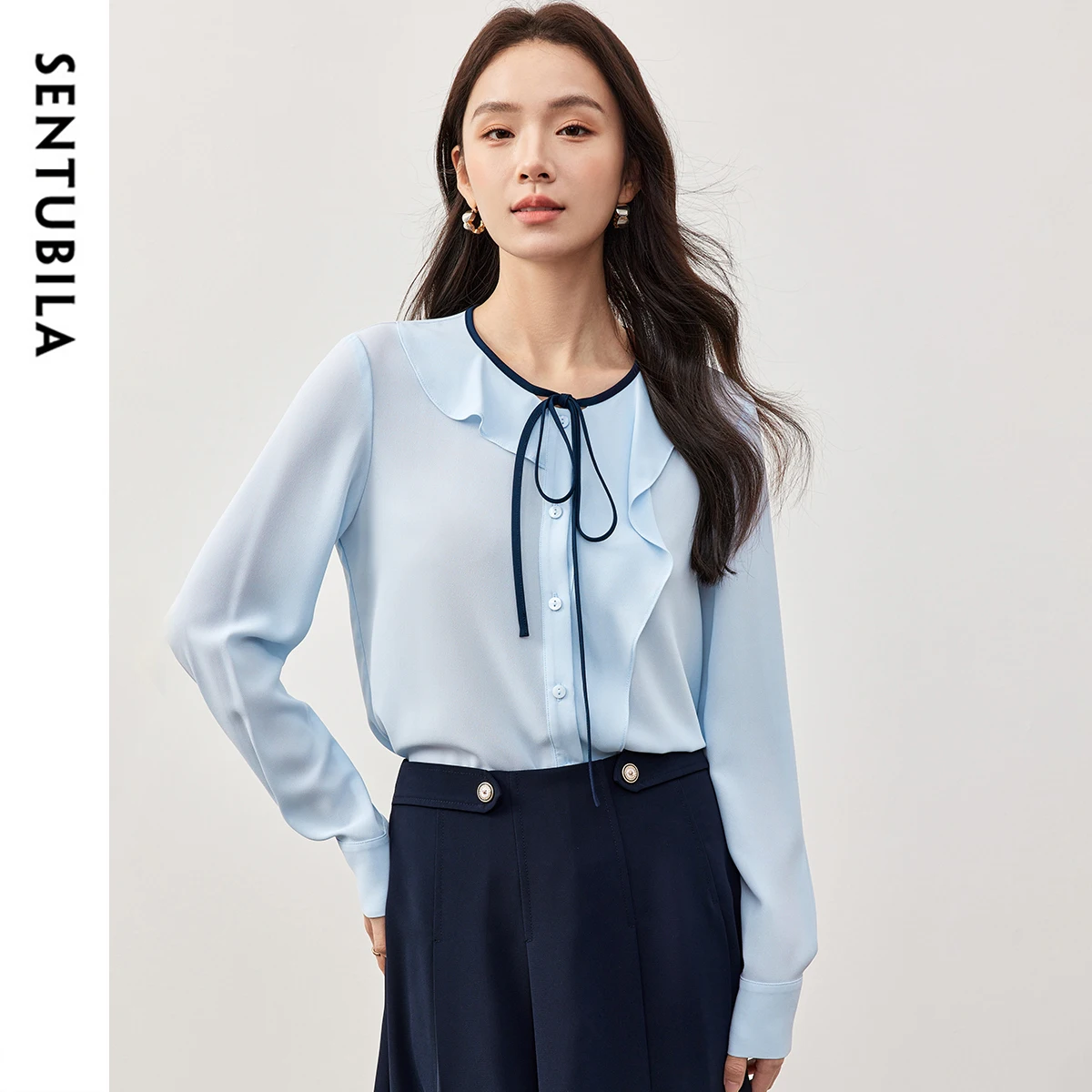 SENTUBILA Women's Shirt Ruffles Lace Up O-Neck Long Sleeve Spring New Style Color Blocking Design Sense Chiffon Blouse 151C58206