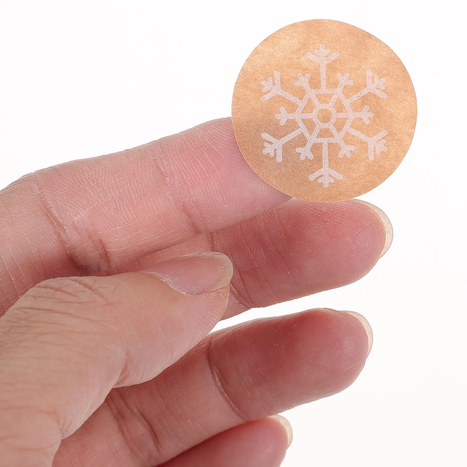 

Gift Box Sealing Stickers Christmas Snowflake Decorative Small Adhesive Stickers for Xmas Box Party Packaging Labels