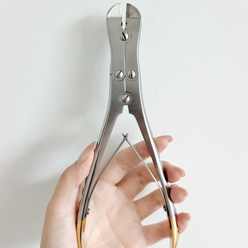 กรรไกรตัดลวดเหล็กคิร์ชเนอร์แบบมีด้ามจับทองคำ พร้อมเข็มเหล็กแบบสองข้อต่อ