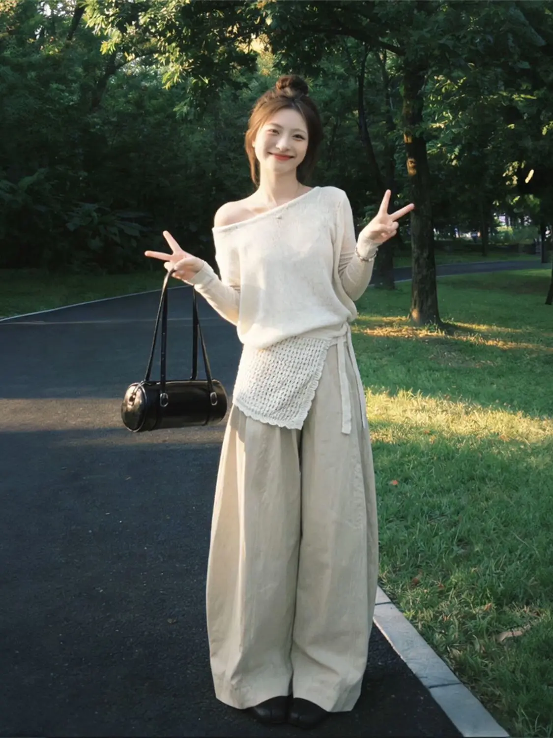 

Spring New Style Korean Simple Gentle Slope Shoulder Knitted Slimming Top Skirt Wide Leg Pants Three Piece Set Women's Fashion