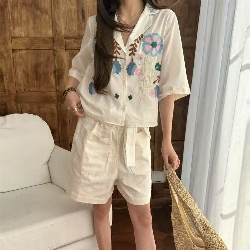 2025 shirt fashion summer new sweet ageing childish embroidery cute flowers lapel loose cotton T-shirt