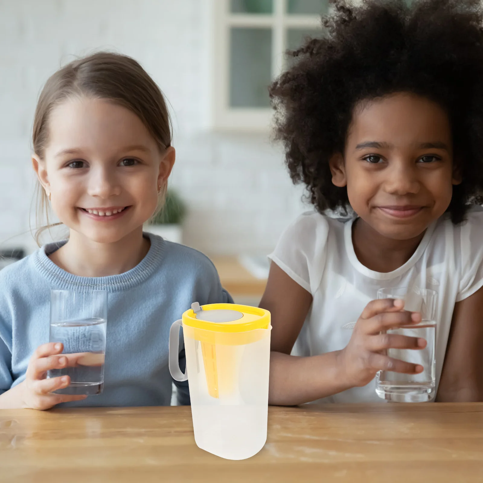 

Cold Water Kettle Plastic Pitcher Large Capacity Suitable Water Juice Tea Milk Beverages Scented Tea Ice Wine Family Daily