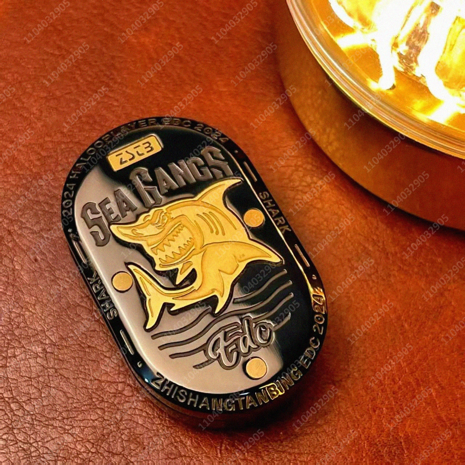 EDC グレートシャーク インフィニット フィジェットスライダー メタル フィジェットスピナー カードプッシュクリッカー ストレス解消 不安軽減 おもちゃ 大人向けギフト