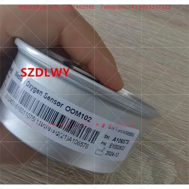 1PCS OOM102 EnviteC by  Oxygen Sensor, 0-100% O₂, Medical Gas Detector Replacementw In Stock
