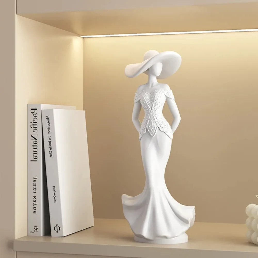 Advanced Sculpture Figurines Creative Spring Breeze Phantom Character Art Ornament Living Room Study Figure Statue Decoration