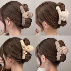 Plush Hair Claw Elegant Acrylic Hairpins Faux Fur Hair Clip Barrette Crab Headwear for Women Girls Winter Hair Accessories