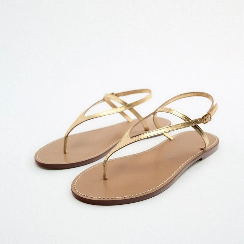 

Flat Sandals for Women 2025 Summer Featuring A Simple and Fairy Like Style with A Single Strap and Clamped Toe Sandals for Women