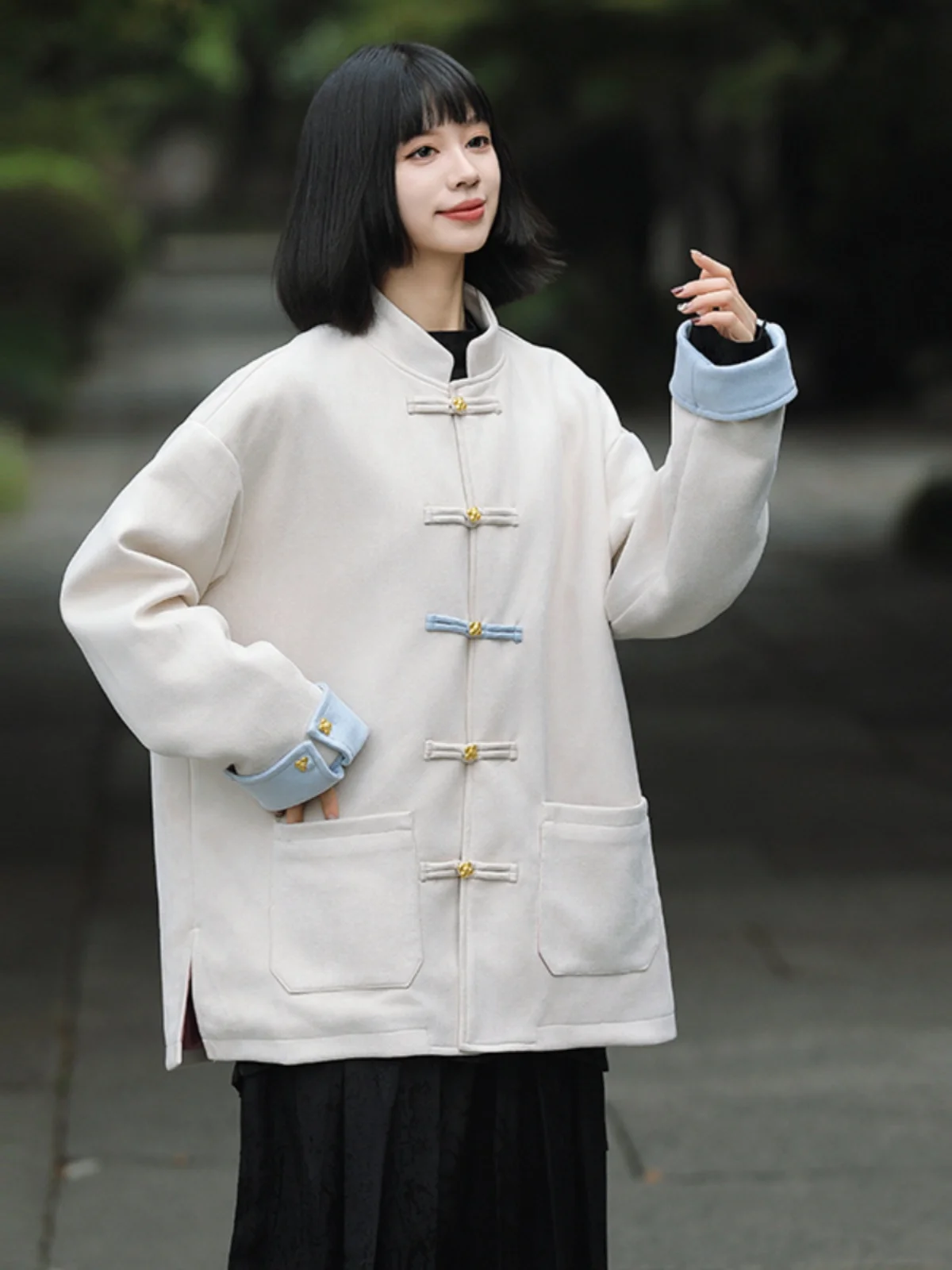 

Thiened Woolen Coat with Button Decorations for Couples Spring Autumn Chinese Sle Jaet for Men And Women