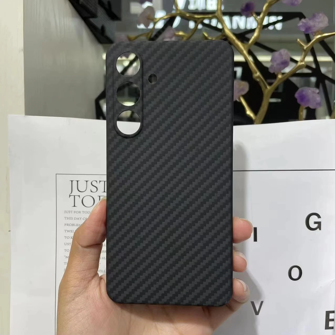 

Подходит для Samsung S24 Series, кевларовый чехол для телефона с магнитной присоской, классический защитный чехол из арамидного волокна S24Plus