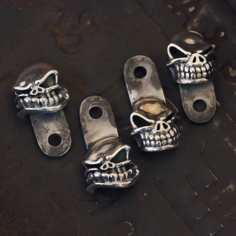 

Цельный наполнитель ручной работы с серебряным черепом для Rick Hinderer XM18 3,5 дюйма