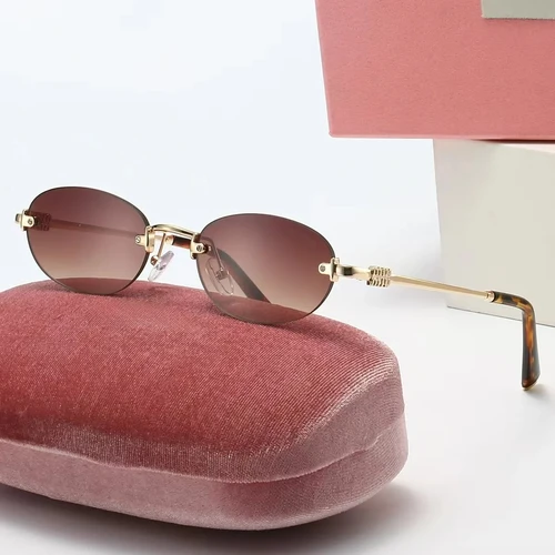 Imagen 1 del producto 2025 gafas de sol polarizadas Retro de ojo de gato para mujer protección UV400 marco de Metal Vintage gafas de sol de moda para conducir al aire libre