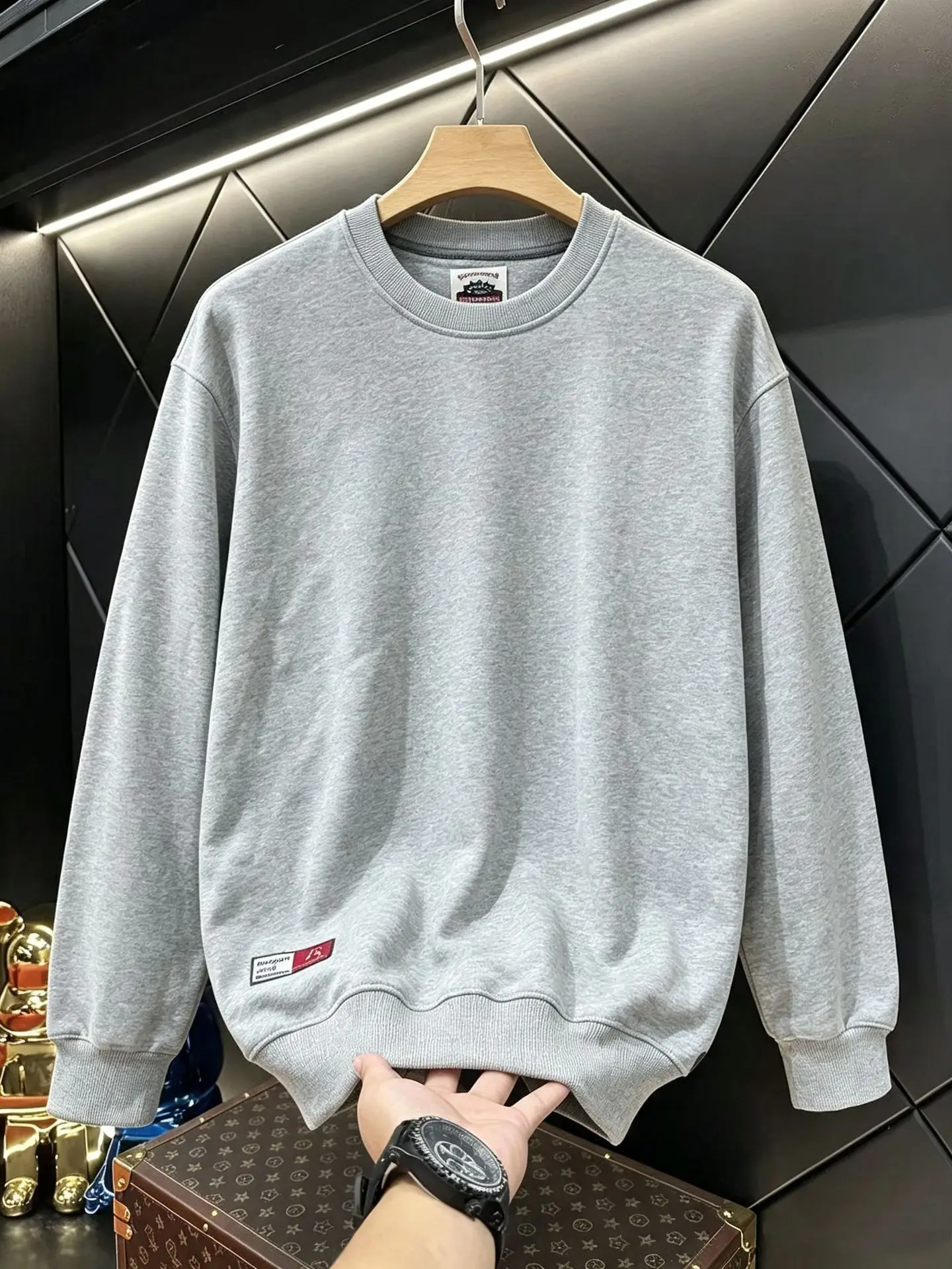 Heavyweight men's autumn and winter solid color terry cotton men's clothing crew neck long sleeve loose casual sweatshirt
