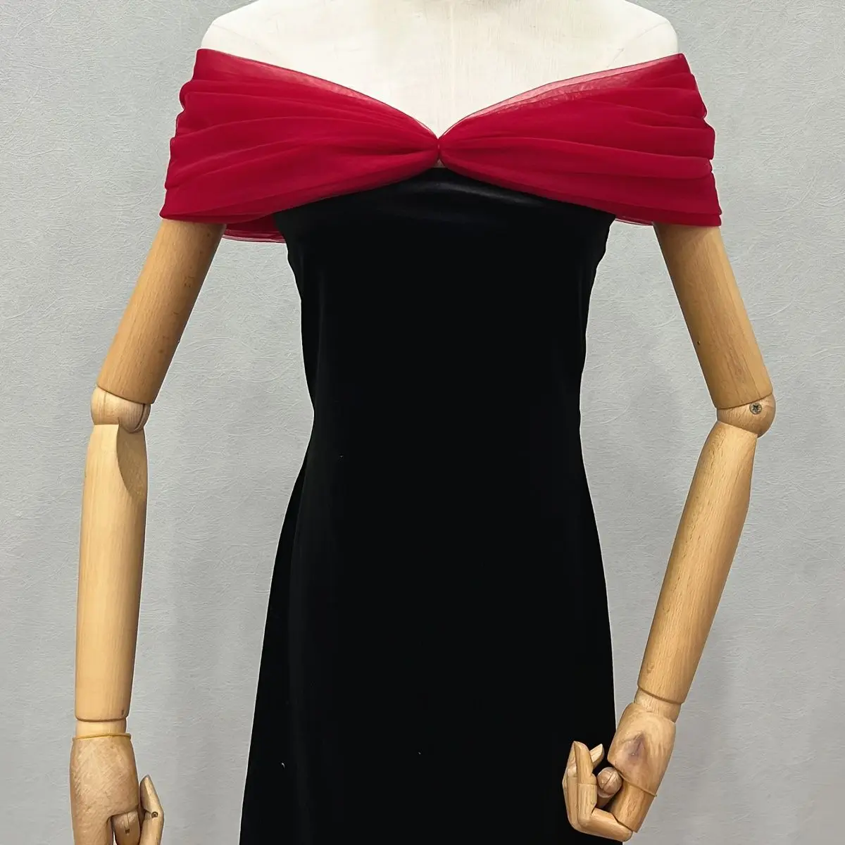 Bride wedding dress bridesmaid dress shawl dress one-word collar thin covering arm flesh soft yarn adjustable