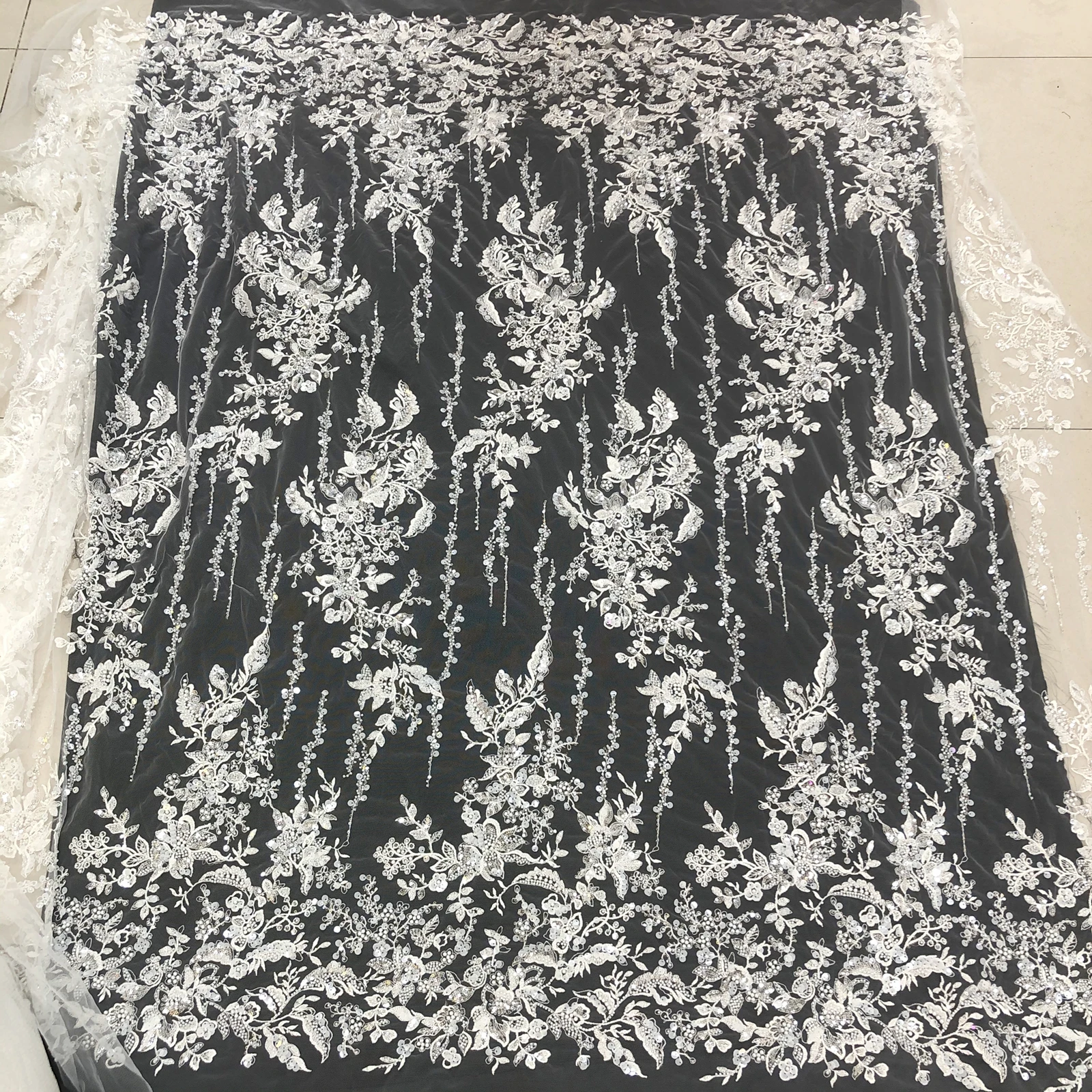 2022High-Grade Exquisite Sequin Bead Embroidery Suitable For Wedding Dresses Evening Dresses Private Custom Lace Fabric