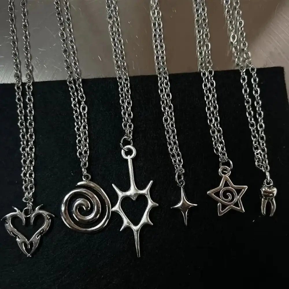 Silver Color Y2K Necklace Gothic Charm Five-pointed Star Heart Teeth Pendant Daily Life Alloy Punk Necklace Jewelry Gift