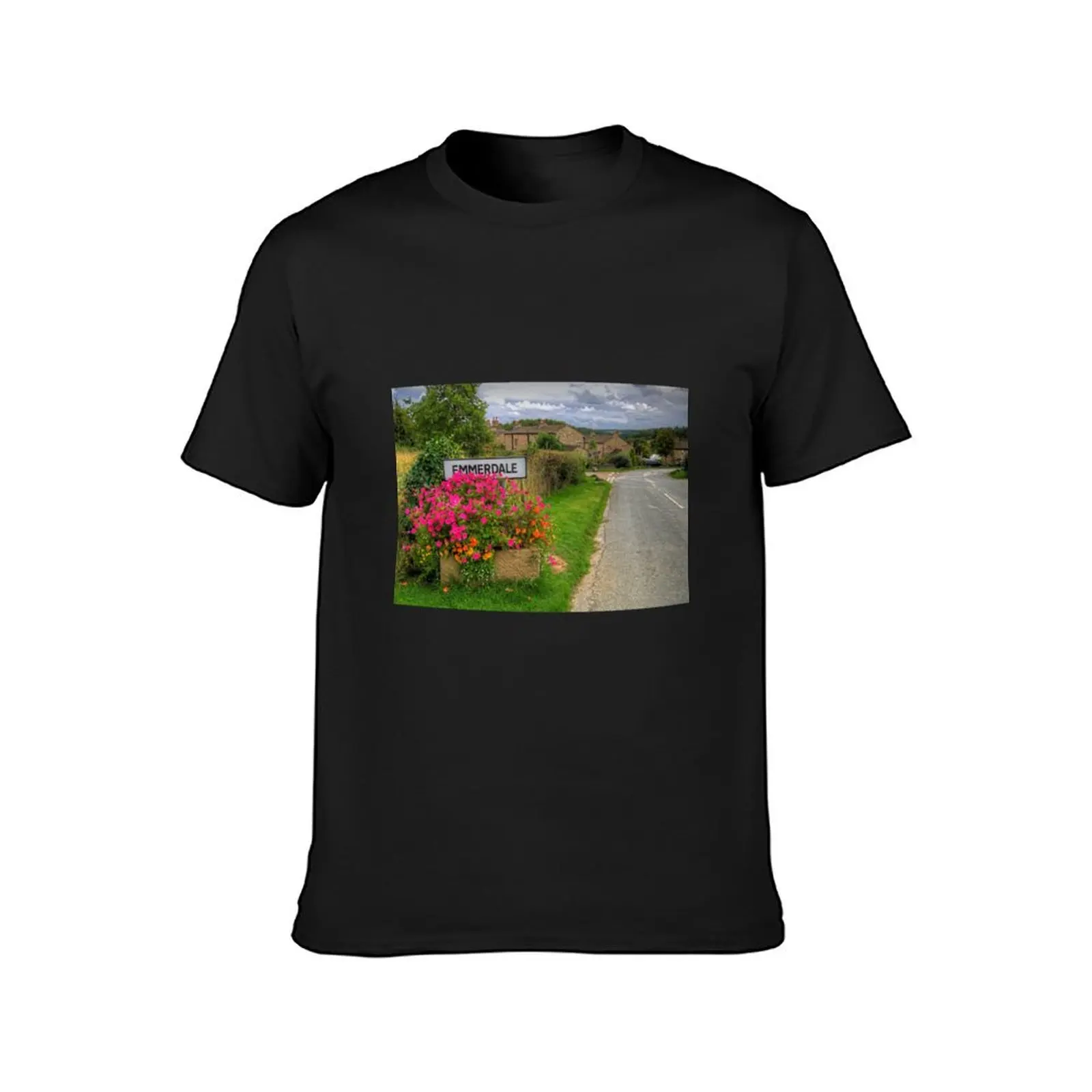 The Village Of Emmerdale T-Shirt cute clothes funnys anime oversizeds mens tall t shirts