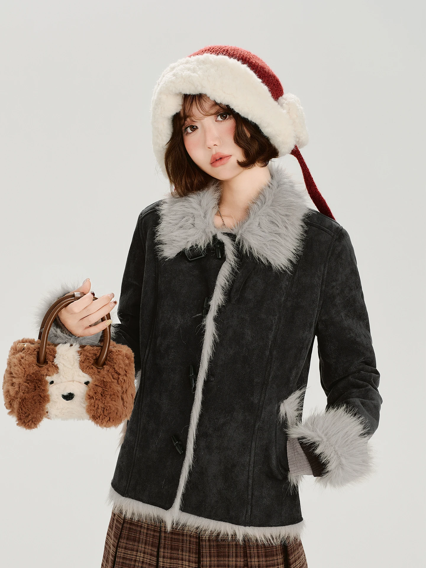 

Девчачий американский замшевый пушистый жакет в стиле ретро с лацканами, женский зимний теплый топ с завязкой на талии, повседневный длинный све, но...