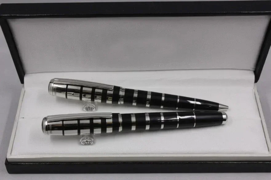 

2025 great writer Bernard Shaw green gem gold silver clip ballpoint ink pen