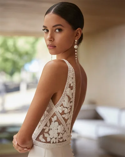 Imagen 2 del producto Kyoto Vestido de novia blanco con apliques y cuello en V 2025, sin espalda, personalizado, فГрэйws, corte en A, cola larga, vestidos de novia