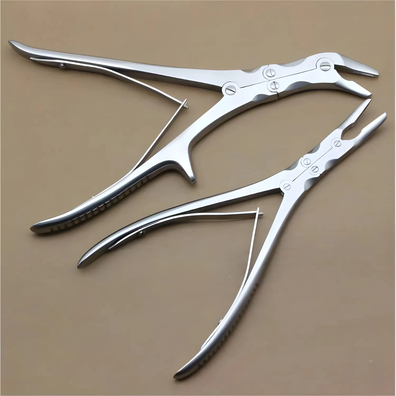 

1pcs Double Action Bone Rongeurs straight curved jaws180mm long orthopedics Instruments