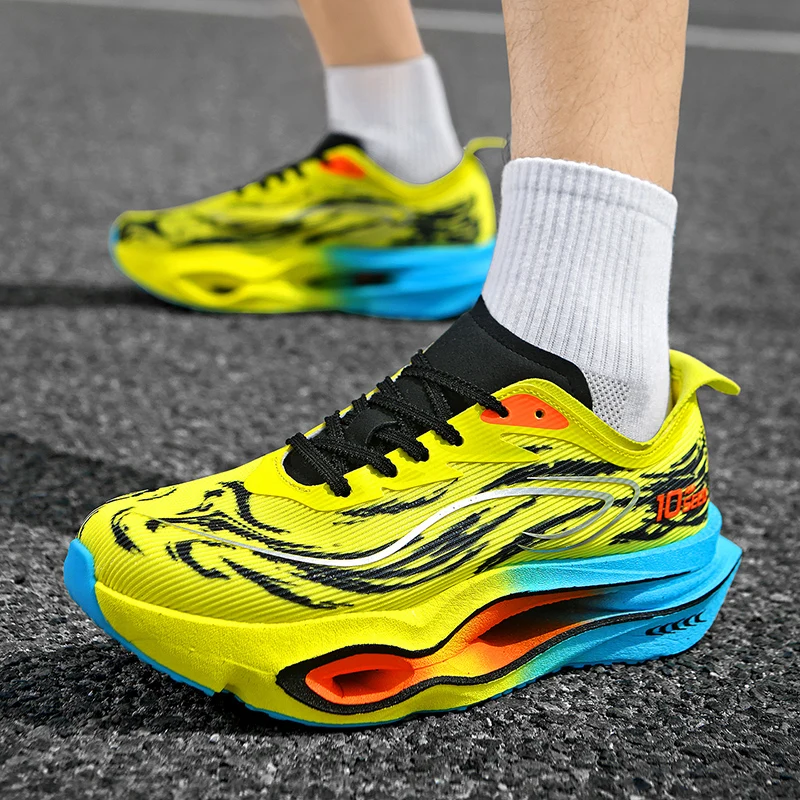 Speed Racing Carbon Plate Running Shoes Lightweight Cushioned Sports Sneakers Energy Return for Men Marathon Jogging Training