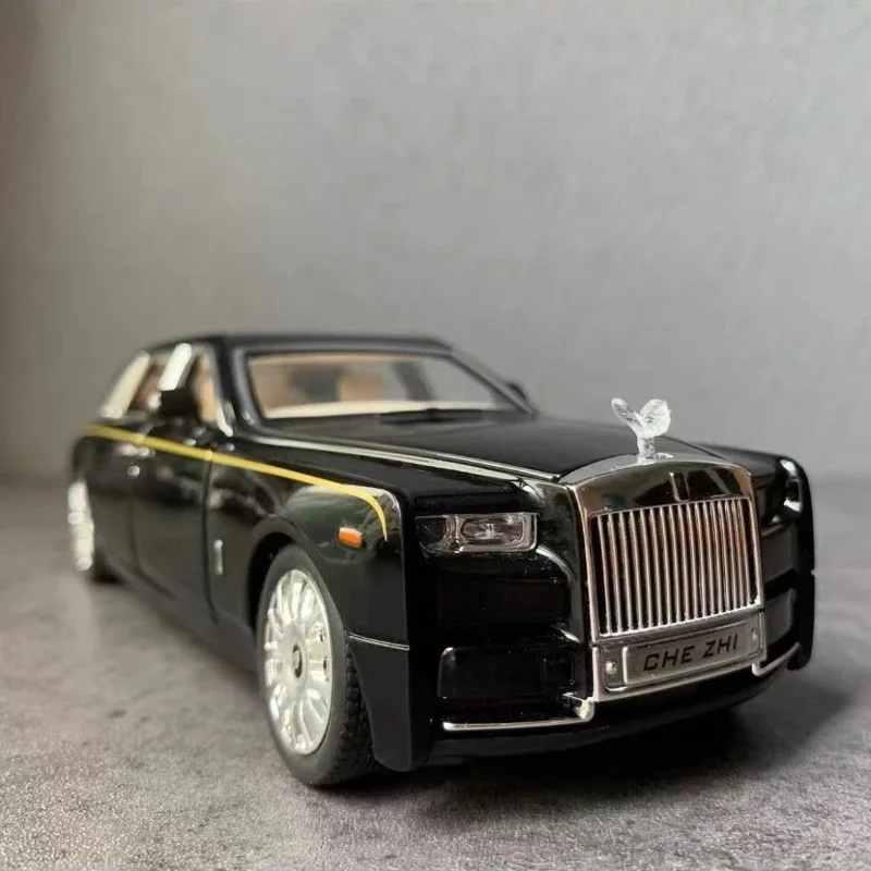 1:36 1:32 1:24 Rolls Royce Phantom sharping Cullinan High Simulation Diecast Metal Alloy Model Car Sound Light  Kids Toy Gifts