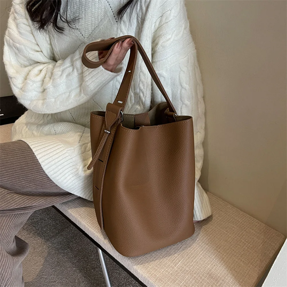 Women Casual Tote Handbag Large Capacity Leisure Bucket Bag Adjustable Strap Solid Color Simple Bag with Matching Clutch Set