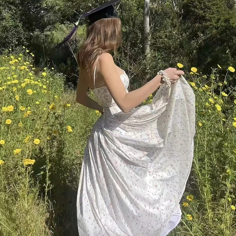 Vestido camisero francés elegante con estampado de flores para mujer, vestido Sexy de verano con tirantes finos, vestido acampanado a la moda para mujer, Vestidos de fiesta plisados ajustados