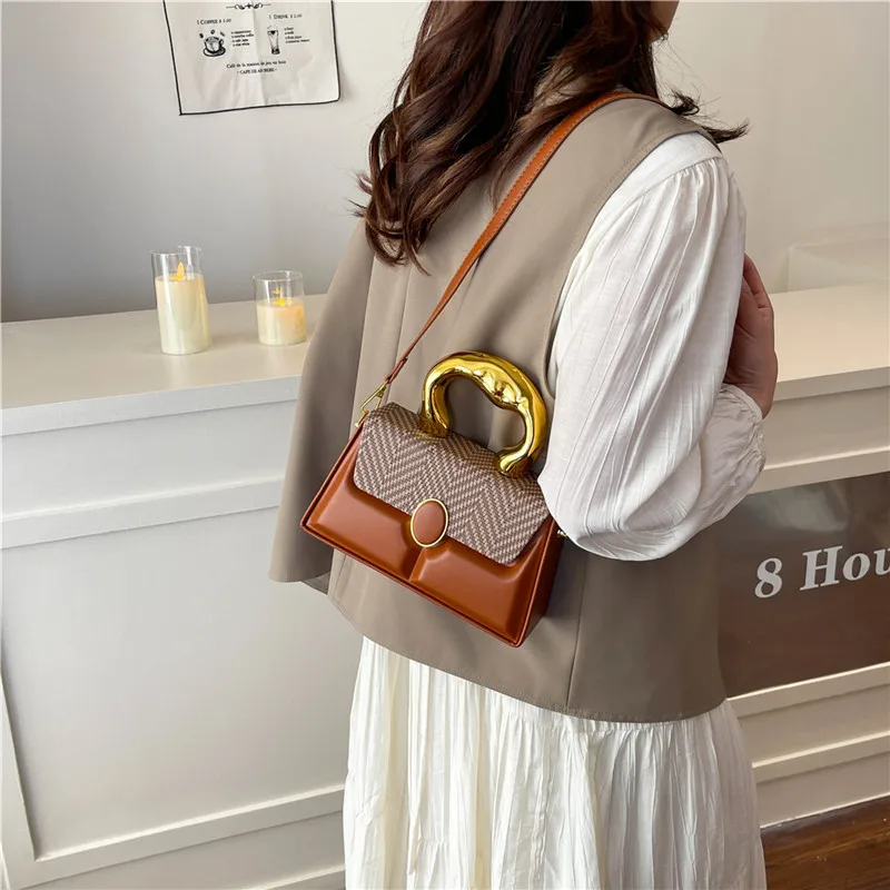 

Элегантные кожаные сумки для женщин - роскошная брендовая сумка через плечо с дизайнерскими детализациями для женщин