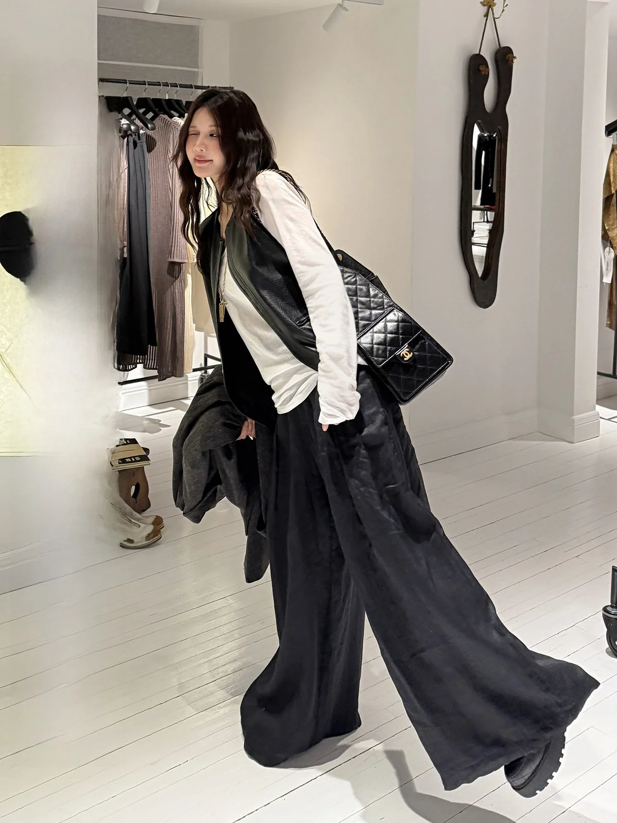 

IUIU a Jing Home Bloggers Patchwork Vest Early Spring Simple High-End Versatile Top round Ne Regular Length Color