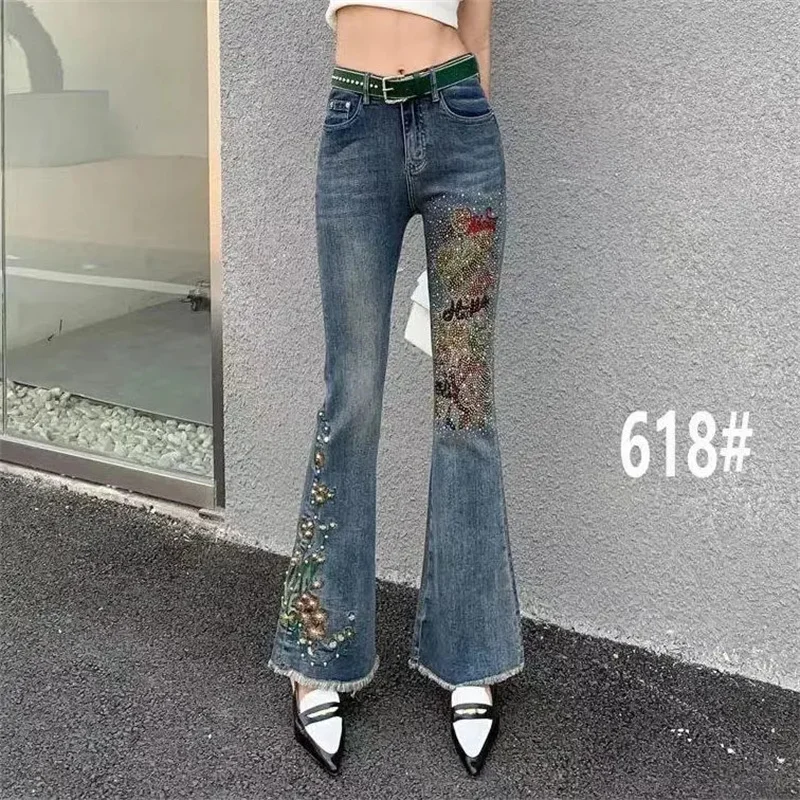 

Женские джинсы с инкрустацией бриллиантами для тяжелой промышленности, новые осенние джинсовые брюки с высокой талией и вышивкой, женские эластичные расклешенные брюки